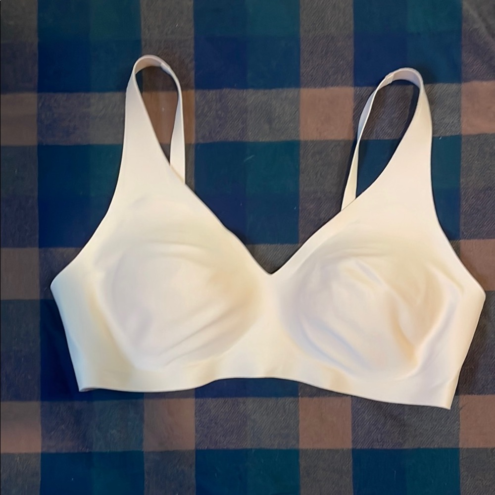 Knix Seamless Cream Bra M+